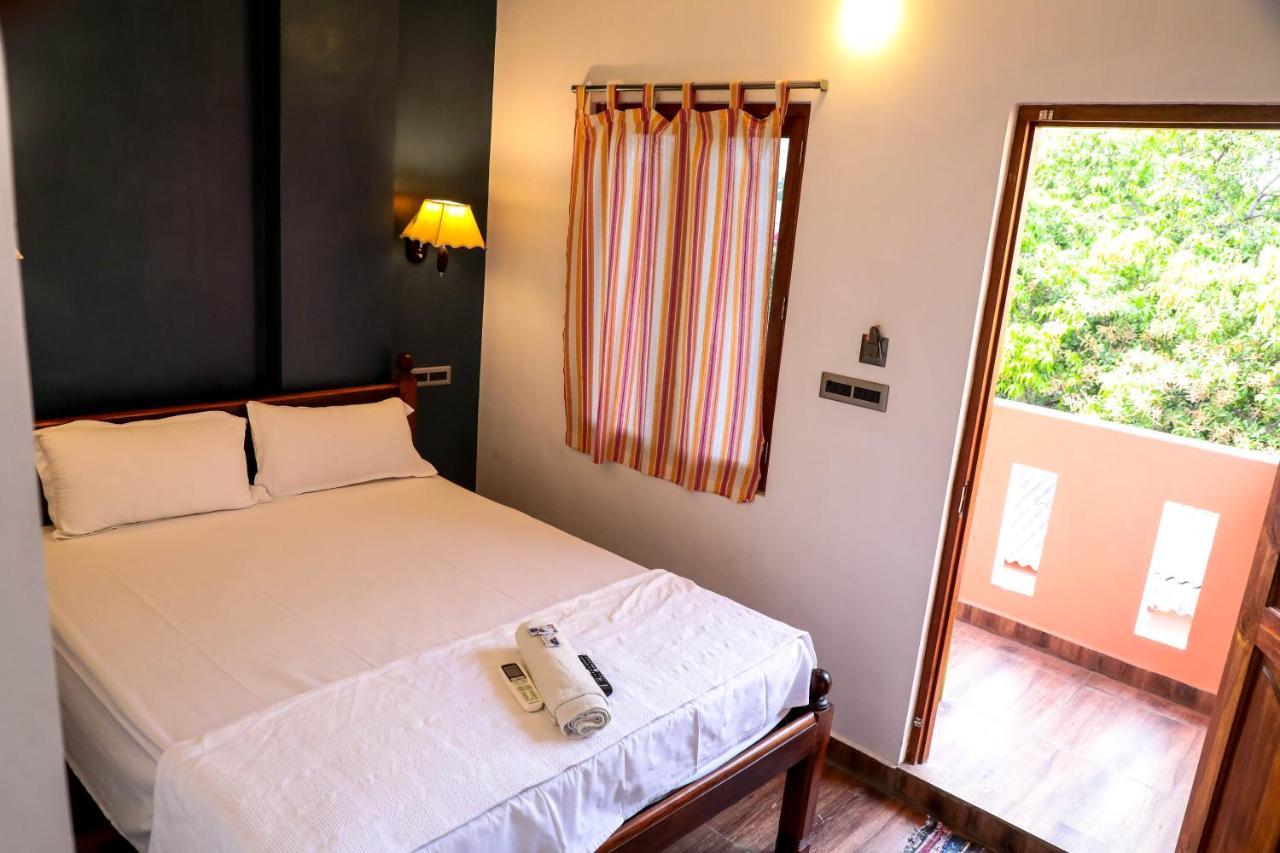 French Villa ปอนดิเชอรี ภายนอก รูปภาพ